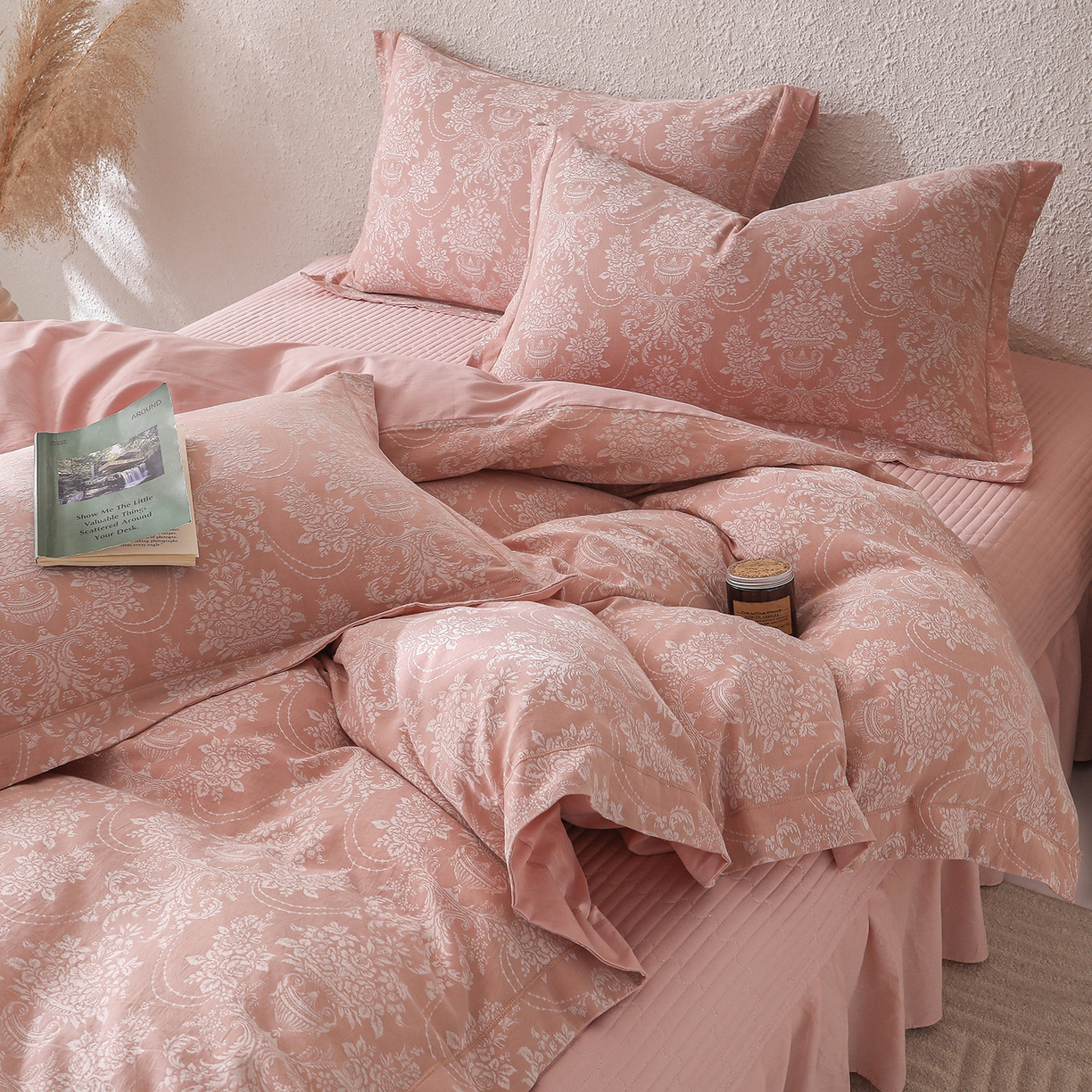 91家纺网 家纺一手货源 找家纺 （总）金艾草 2026新款欧式风雕花全棉纯棉花边床盖四件套