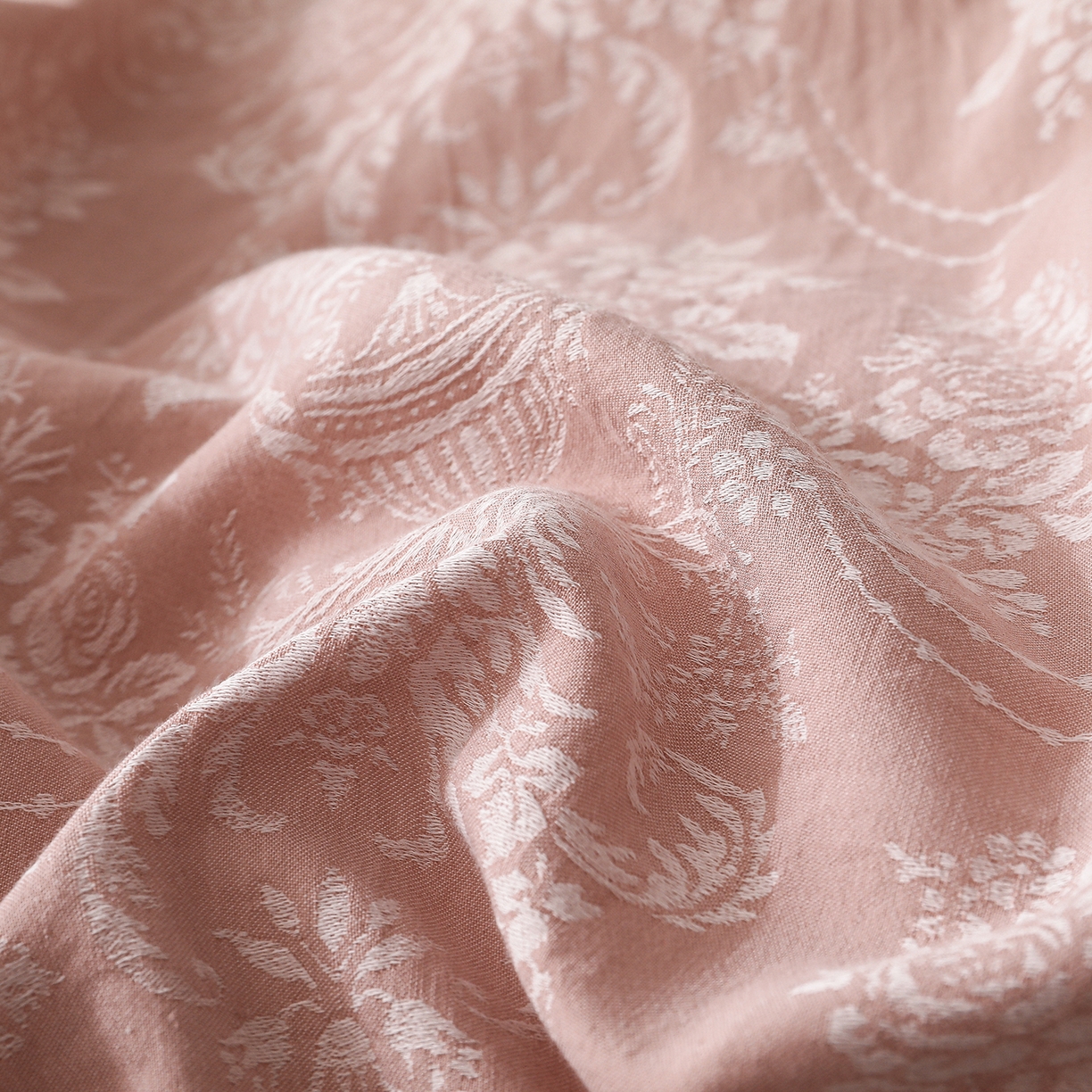 91家纺网 家纺一手货源 找家纺 （总）金艾草 2026新款欧式风雕花全棉纯棉花边床盖四件套