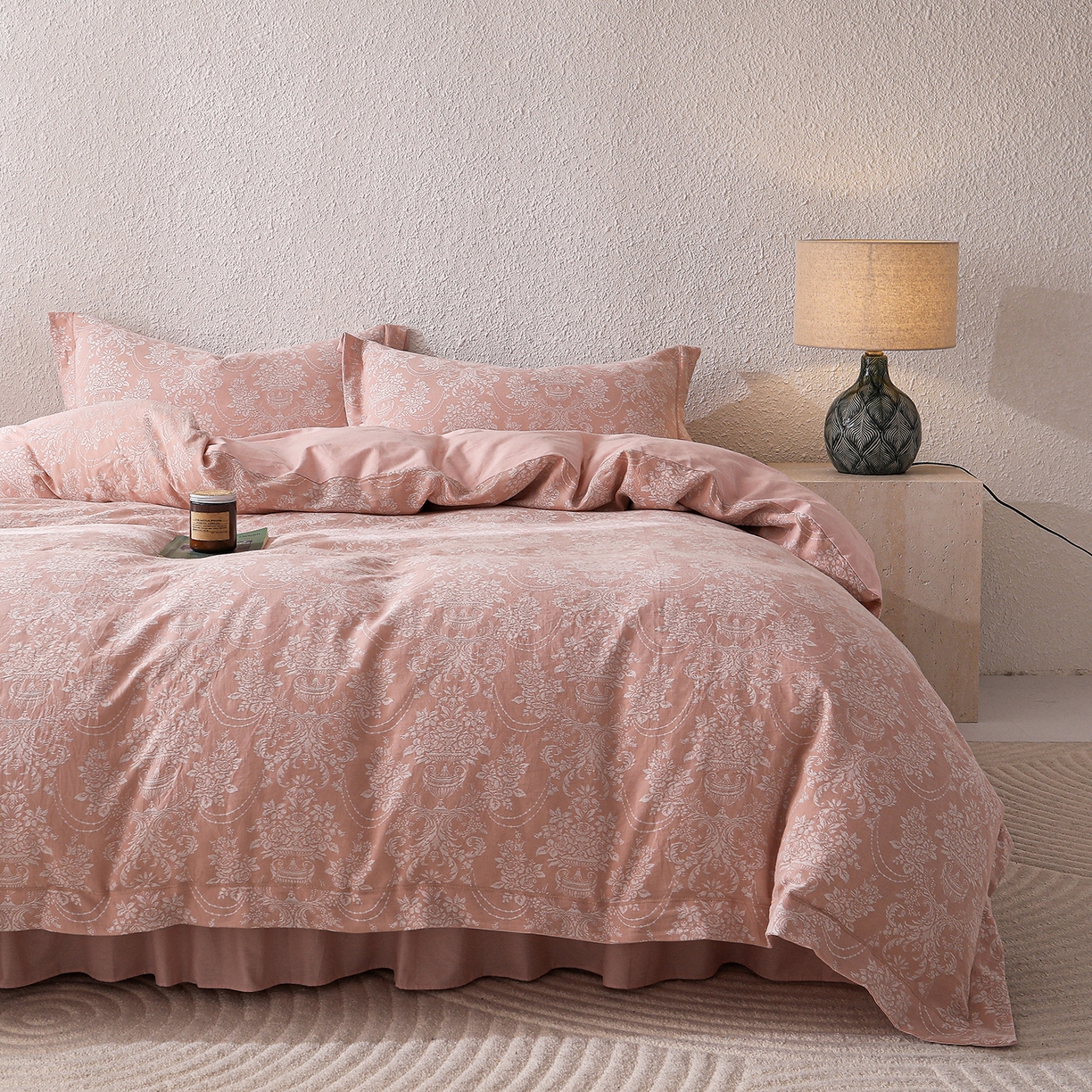 91家纺网 家纺一手货源 找家纺 （总）金艾草 2026新款欧式风雕花全棉纯棉花边床盖四件套