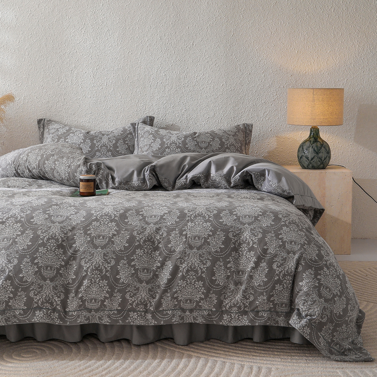 91家纺网 家纺一手货源 找家纺 金艾草 2026新款欧式风雕花全棉纯棉花边床盖四件套 欧花-灰
