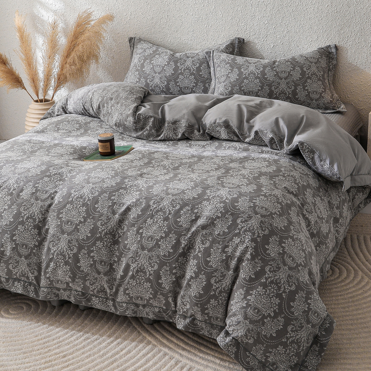 91家纺网 家纺一手货源 找家纺 金艾草 2026新款欧式风雕花全棉纯棉花边床盖四件套 欧花-灰