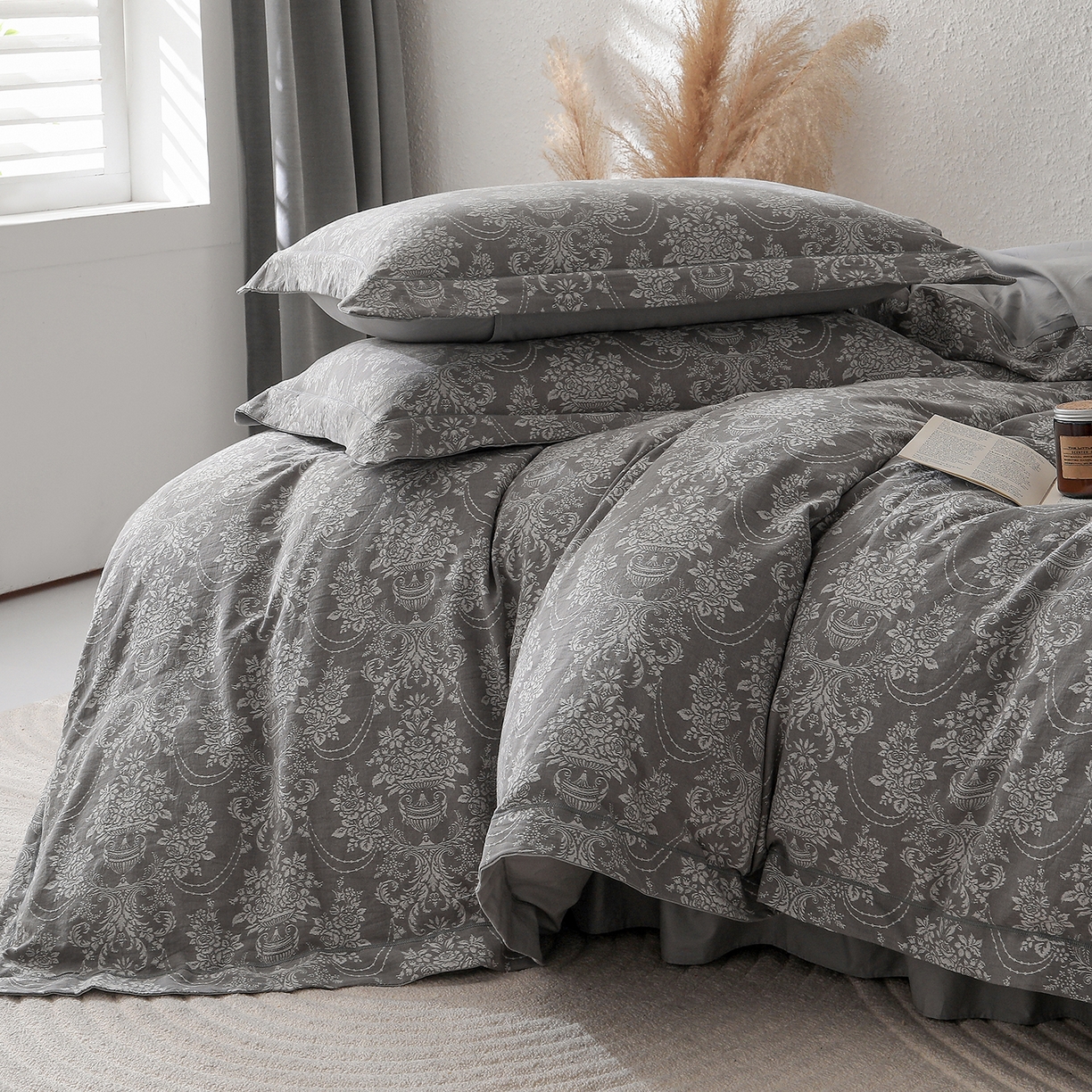91家纺网 家纺一手货源 找家纺 金艾草 2026新款欧式风雕花全棉纯棉花边床盖四件套 欧花-灰