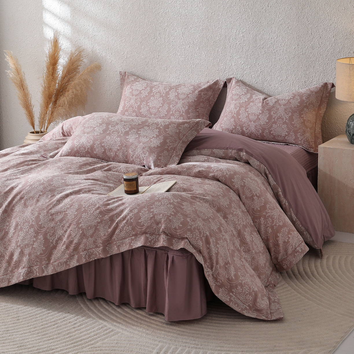 91家纺网 家纺一手货源 找家纺 金艾草 2026新款欧式风雕花全棉纯棉花边床盖四件套 欧花-紫