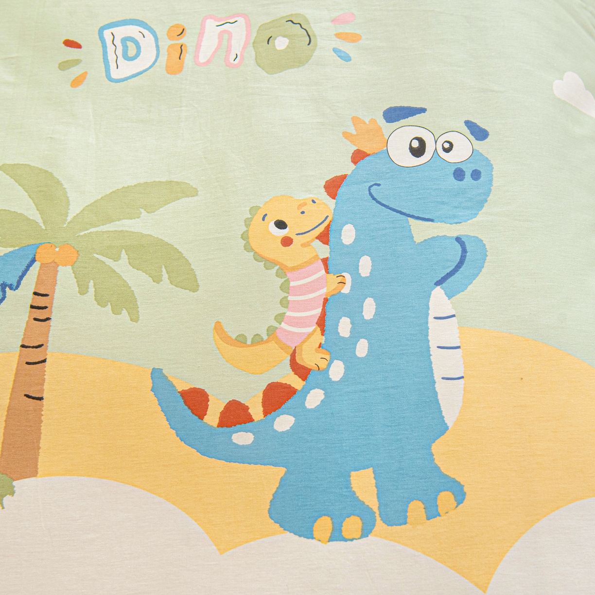 91家纺网 家纺一手货源 找家纺 乐秀家纺 2026新款全棉幼儿园被子三件套卡通纯棉被套被芯六件套 趣味巴士