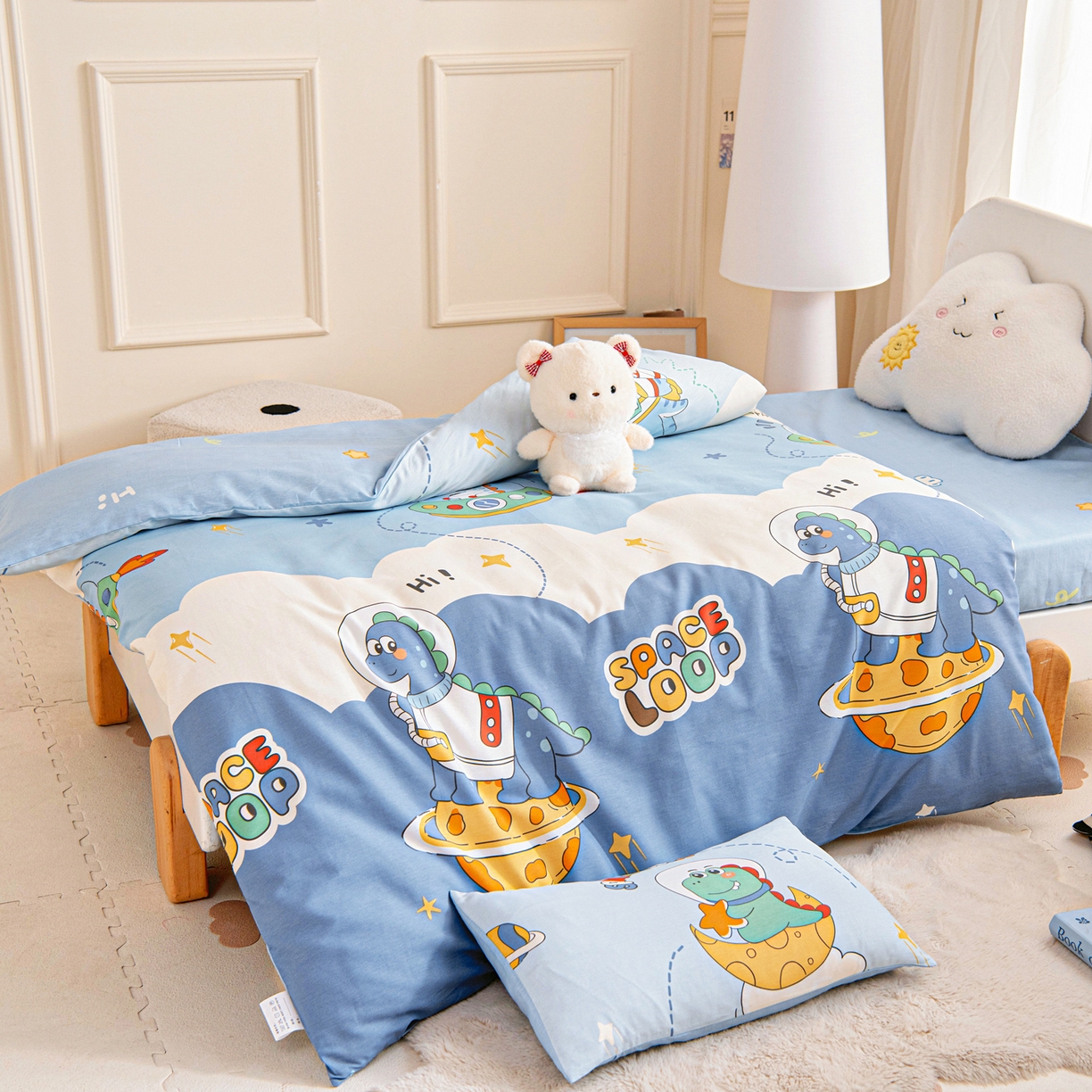 91家纺网 家纺一手货源 找家纺 乐秀家纺 2026新款全棉幼儿园被子三件套卡通纯棉被套被芯六件套 晚安宝贝