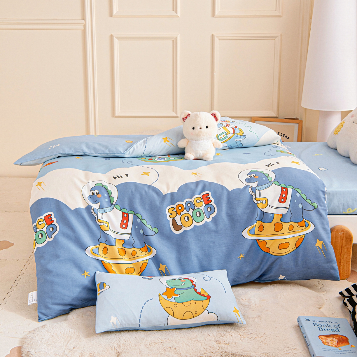 91家纺网 家纺一手货源 找家纺 乐秀家纺 2026新款全棉幼儿园被子三件套卡通纯棉被套被芯六件套 晚安宝贝