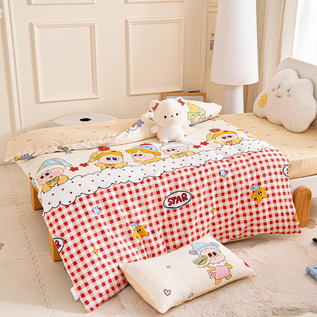 91家纺网 家纺一手货源 找家纺 乐秀家纺 2026新款全棉幼儿园被子三件套卡通纯棉被套被芯六件套 星星漫游记