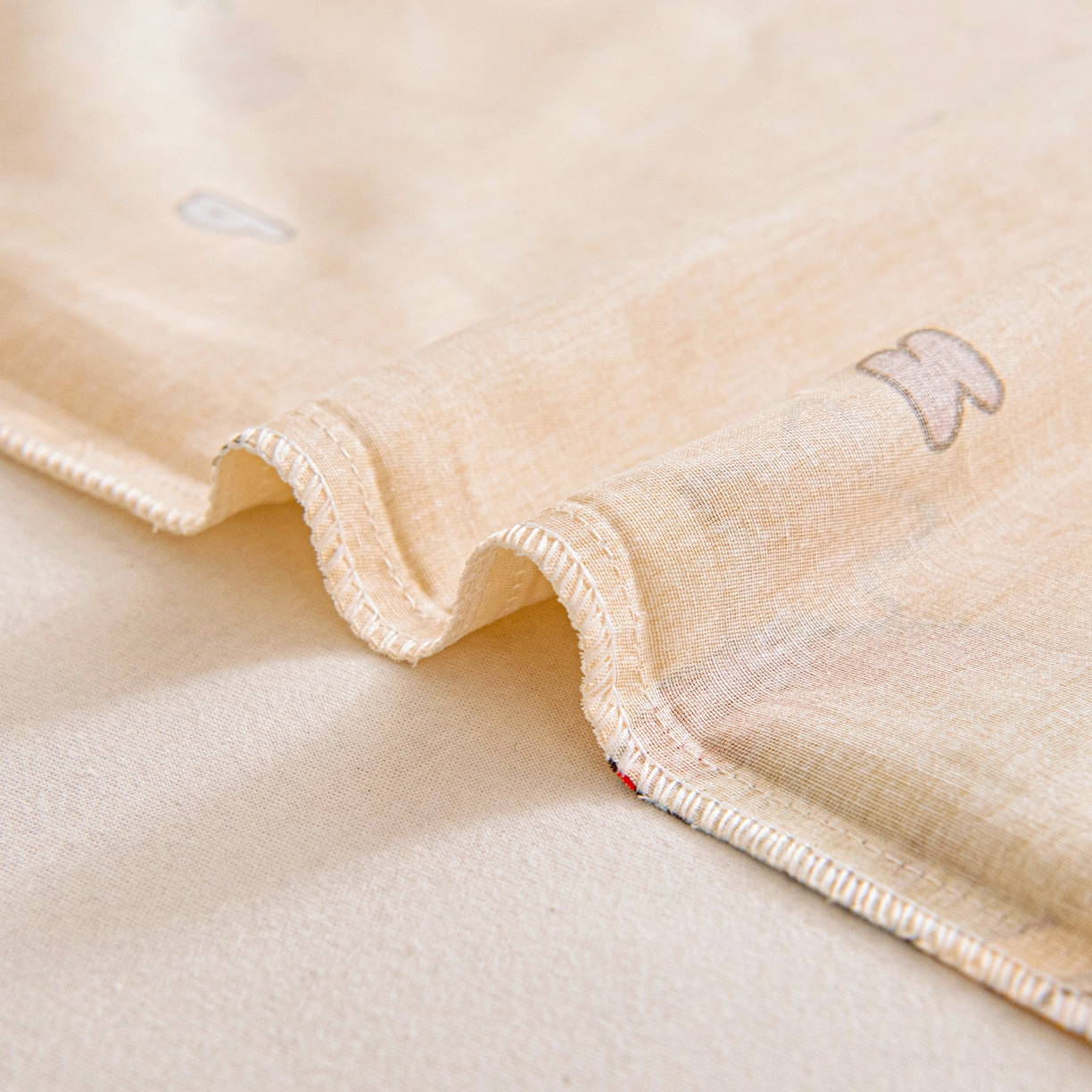 91家纺网 家纺一手货源 找家纺 乐秀家纺 2026新款全棉幼儿园被子三件套卡通纯棉被套被芯六件套 星星漫游记