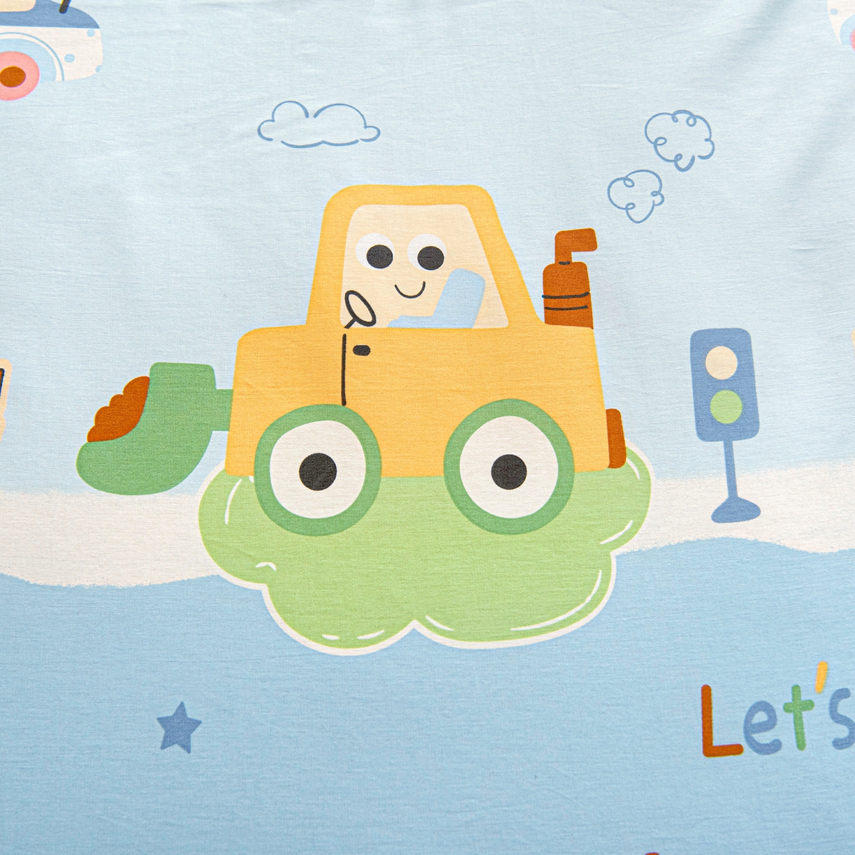 91家纺网 家纺一手货源 找家纺 乐秀家纺 2026新款全棉幼儿园被子三件套卡通纯棉被套被芯六件套 云朵汽车