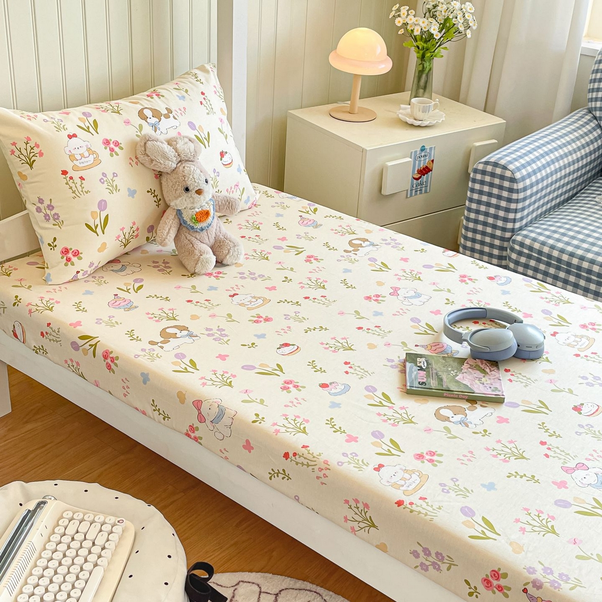 91家纺网 家纺一手货源 找家纺 寻米 2026新款春夏13070印花三件套单品系列-单被套 花园小狗