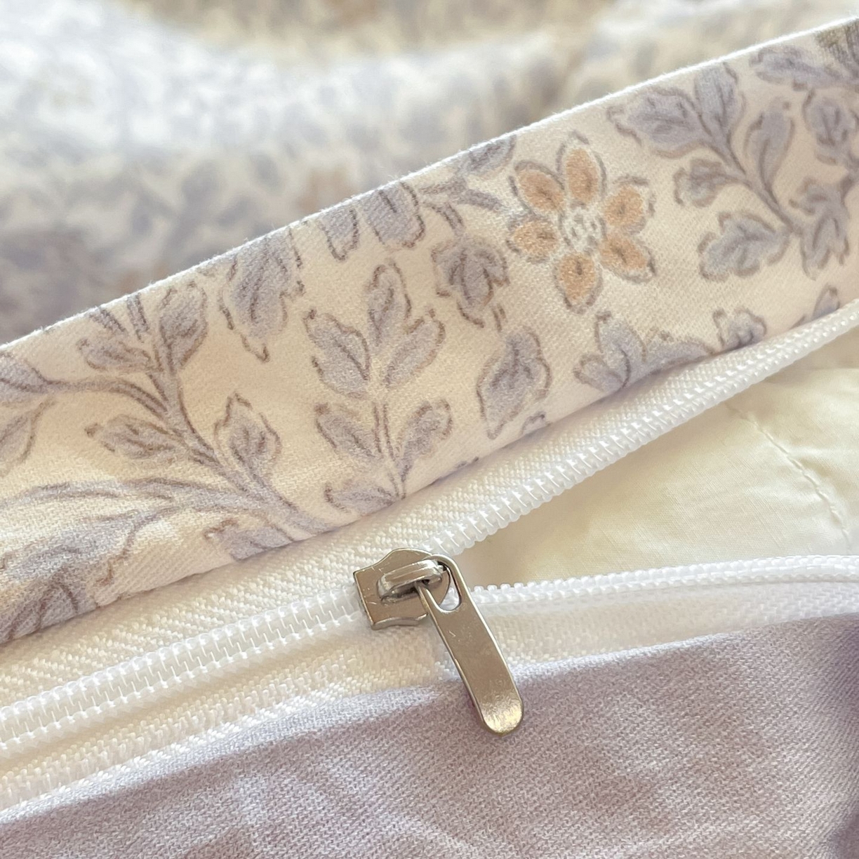 91家纺网 家纺一手货源 找家纺 寻米 2026新款春夏13070印花三件套单品系列-三件套 萌兔花园