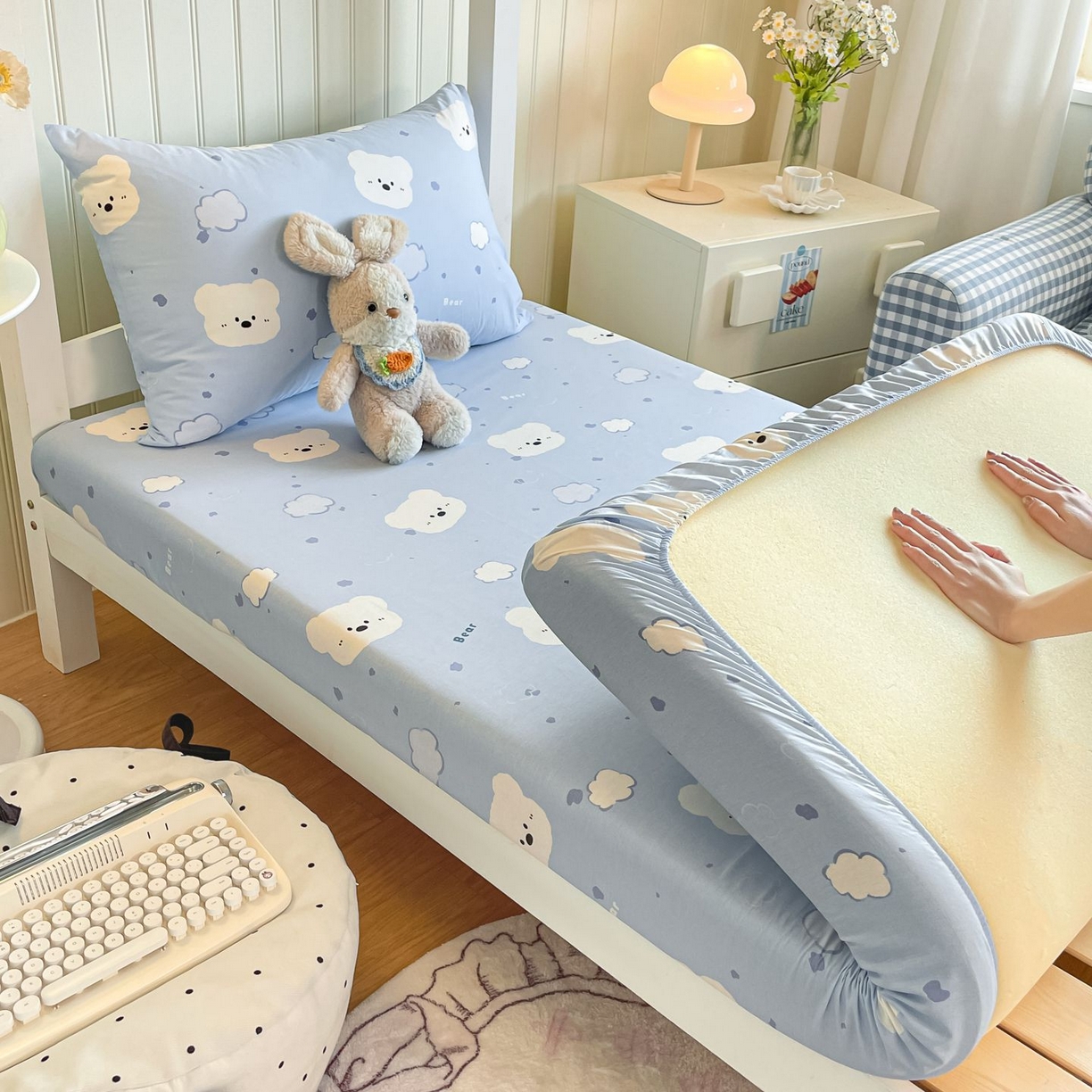 91家纺网 家纺一手货源 找家纺 寻米 2026新款春夏13070印花三件套单品系列-三件套 云朵小熊