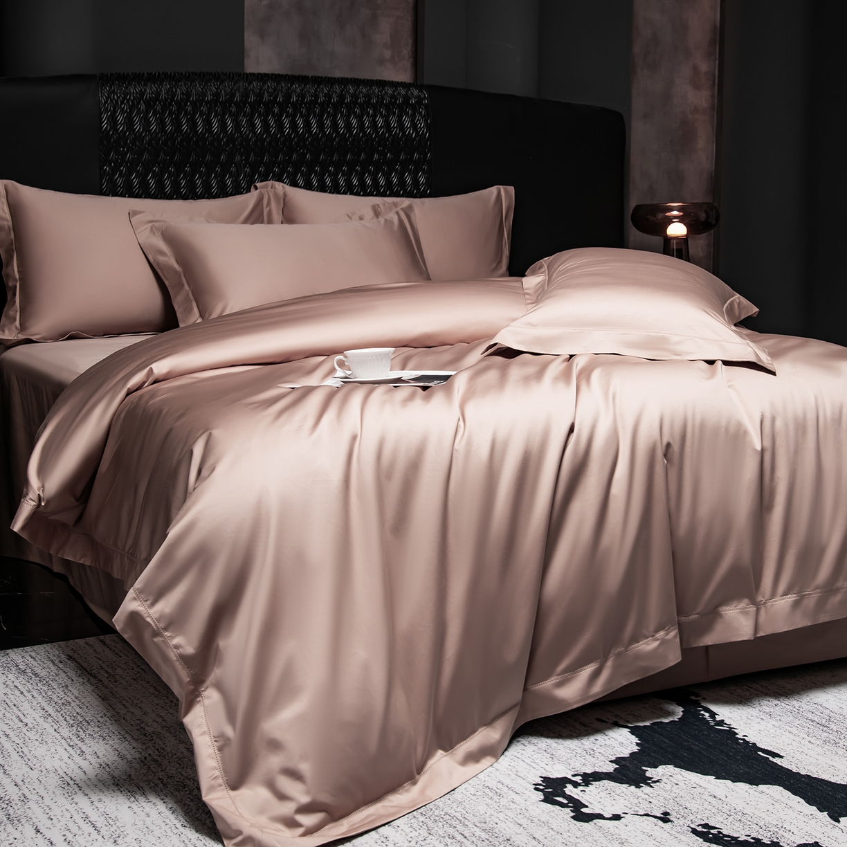 91家纺网 家纺一手货源 找家纺 轩和家居 2026新款高支贡缎长绒棉镂空四件套 茶杏色