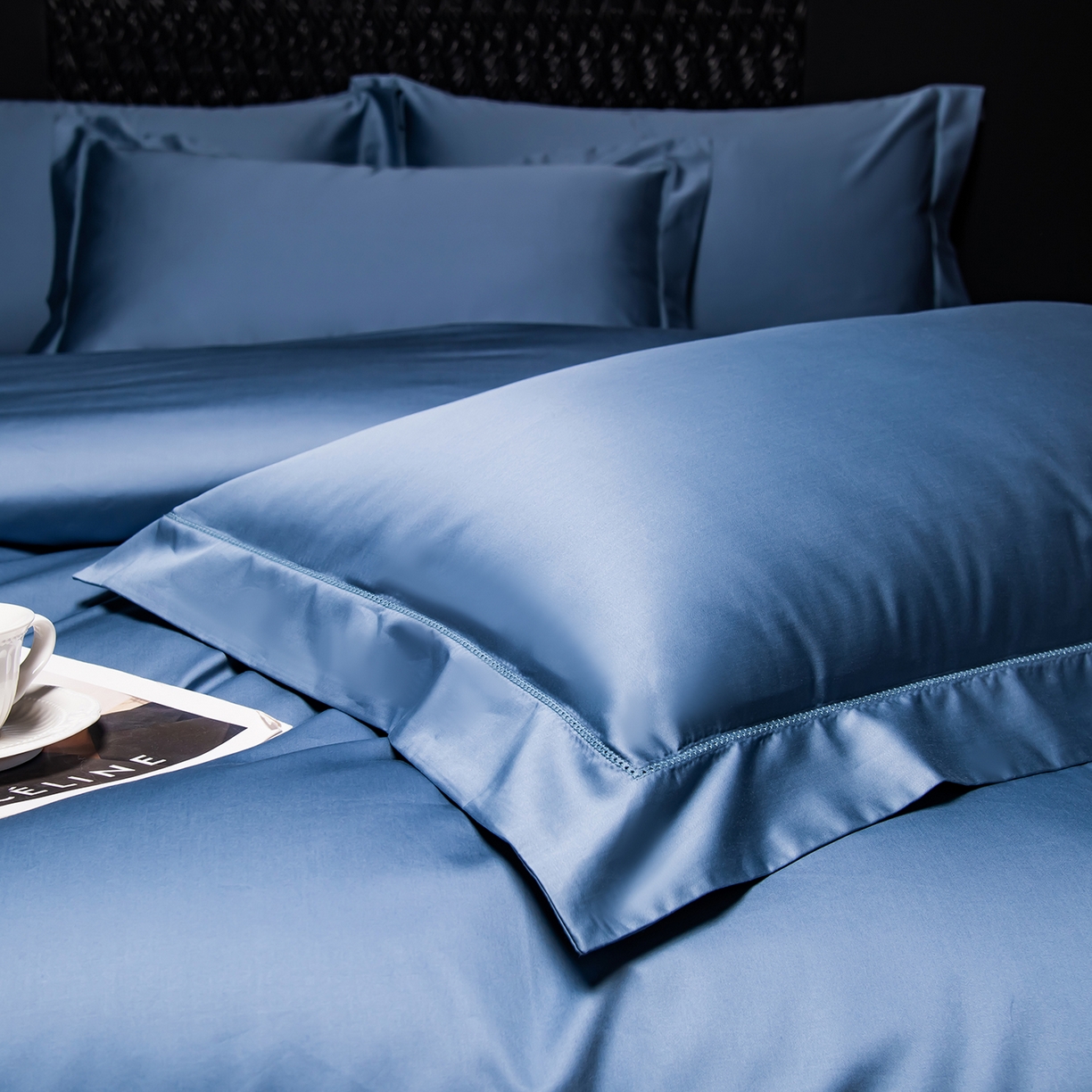 91家纺网 家纺一手货源 找家纺 轩和家居 2026新款高支贡缎长绒棉镂空四件套 景泰蓝