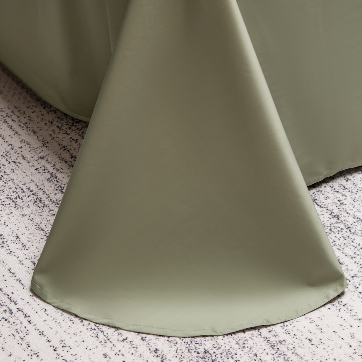 91家纺网 家纺一手货源 找家纺 轩和家居 2026新款高支贡缎长绒棉镂空四件套 松霜绿