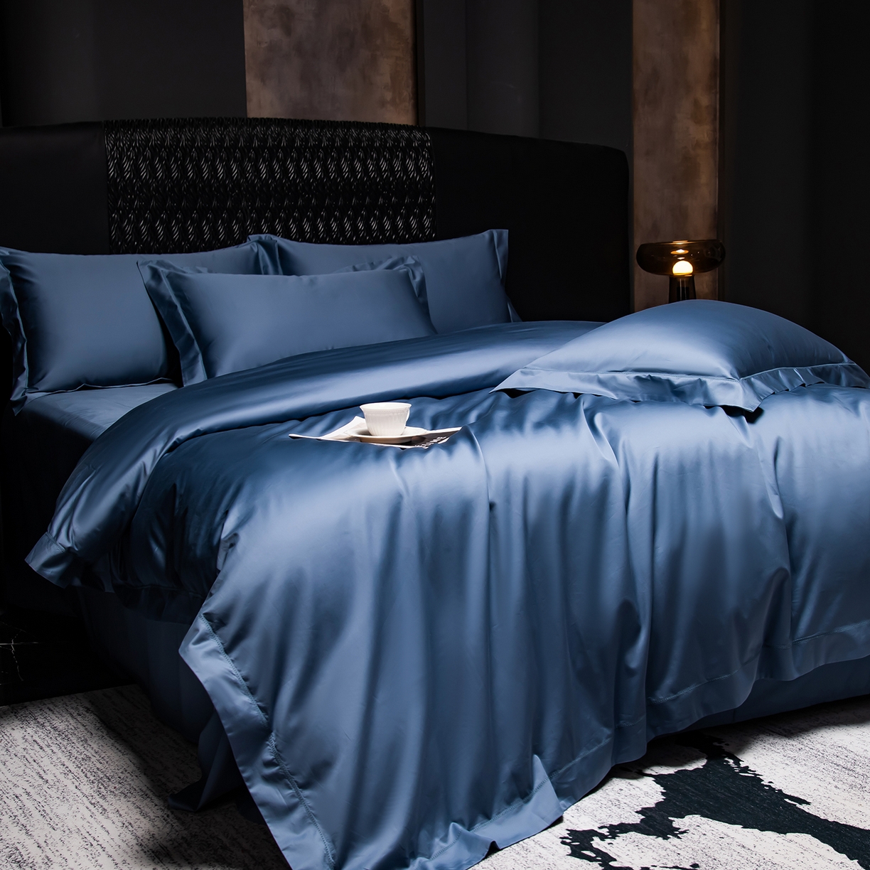 91家纺网 家纺一手货源 找家纺 轩和家居 2026新款高支贡缎长绒棉镂空四件套 景泰蓝