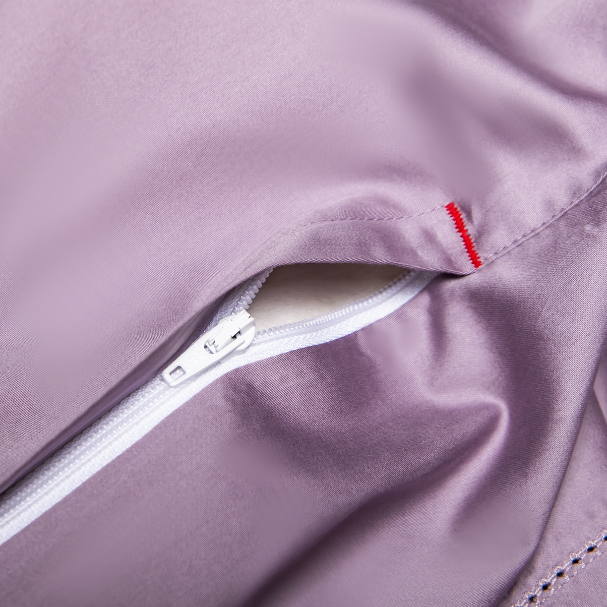 91家纺网 家纺一手货源 找家纺 轩和家居 2026新款高支贡缎长绒棉镂空四件套 琉璃紫