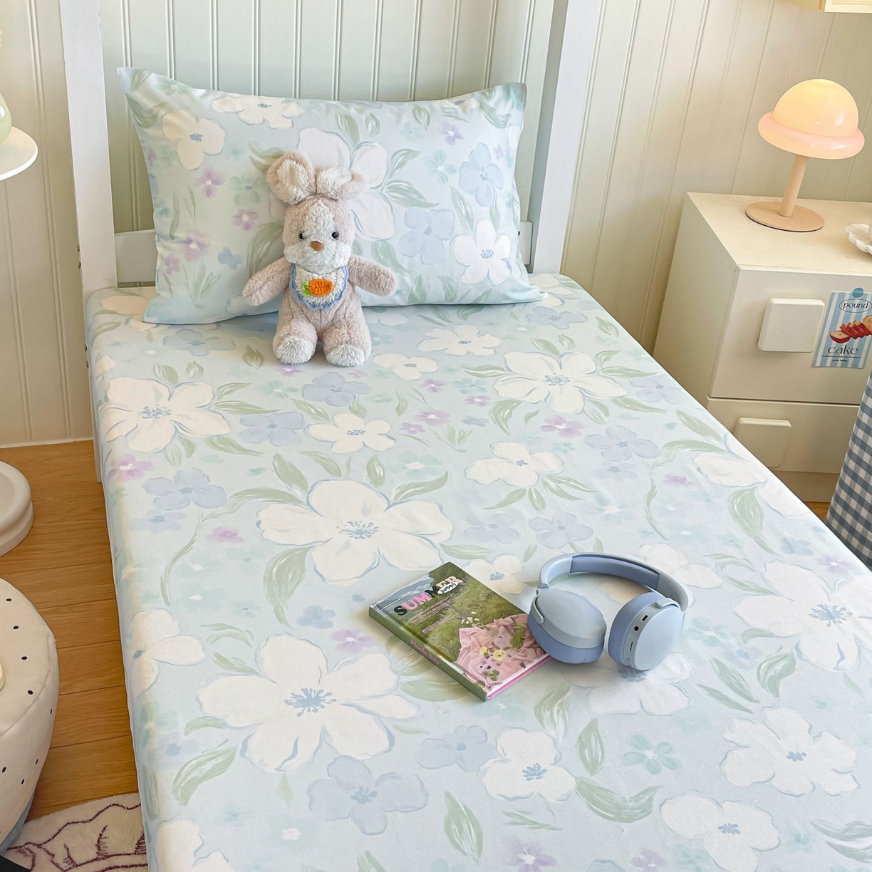 91家纺网 家纺一手货源 找家纺 寻米 2026新款春夏13070印花三件套单品系列-单床单 春风里-湖蓝