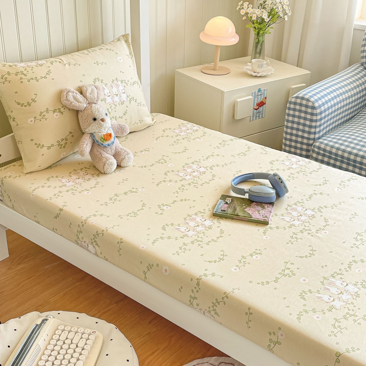 91家纺网 家纺一手货源 找家纺 寻米 2026新款春夏13070印花三件套单品系列-单床单 花园小兔