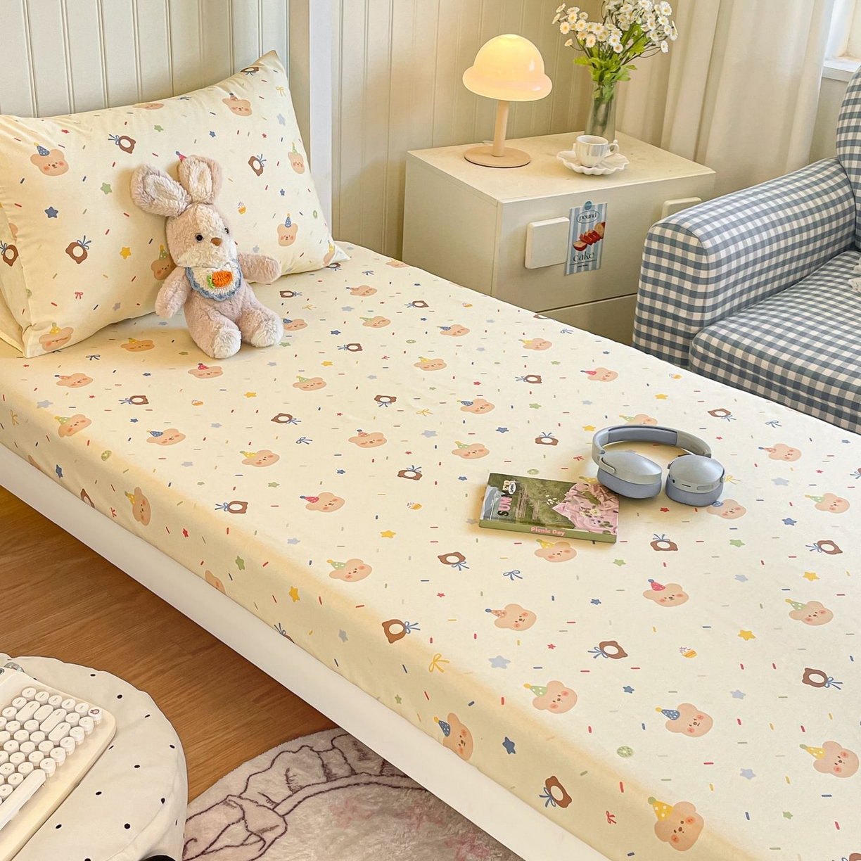 91家纺网 家纺一手货源 找家纺 寻米 2026新款春夏13070印花三件套单品系列-单床单 黄油小熊