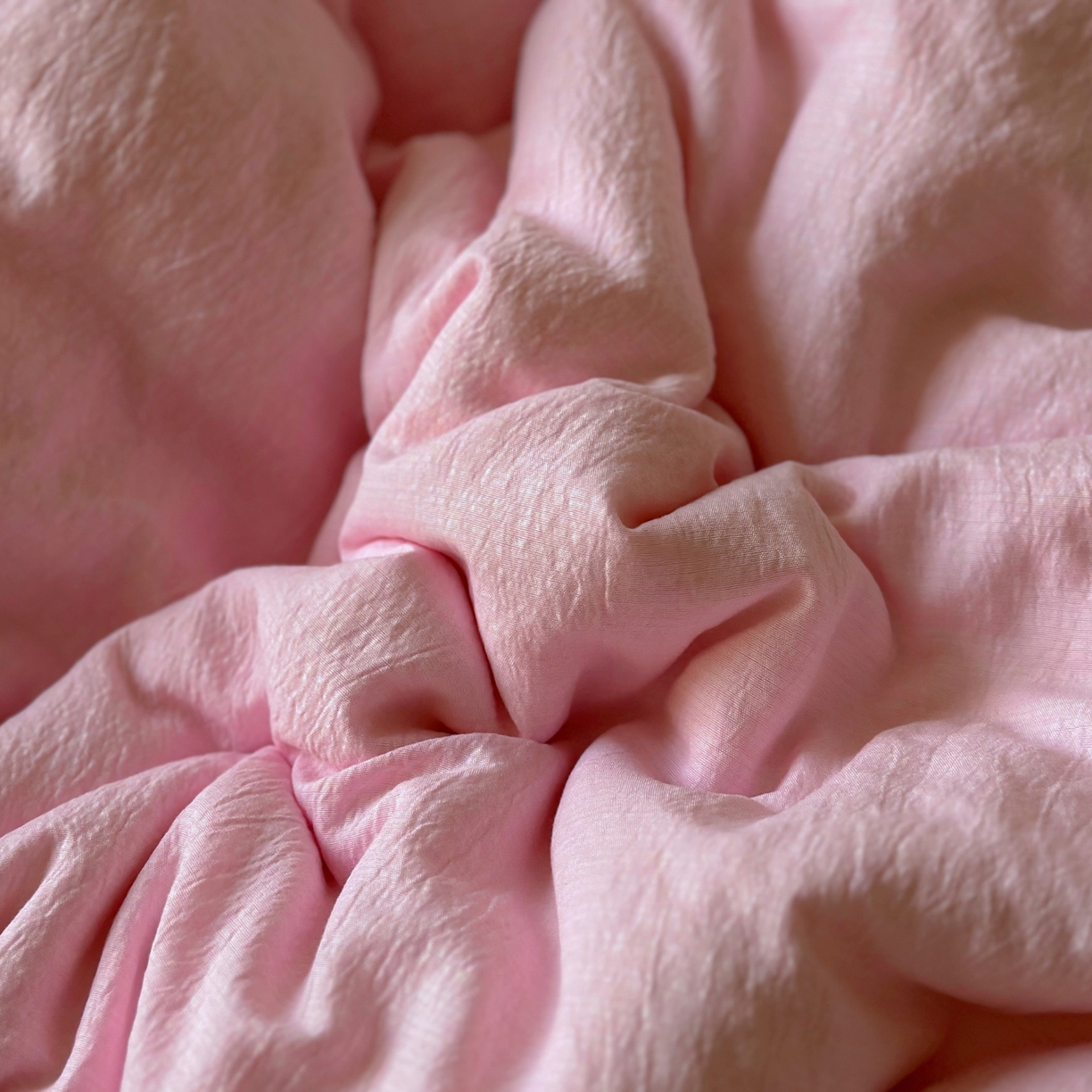 91家纺网 家纺一手货源 找家纺 阿曼达 2026新款水洗全工艺印染纯色混搭风莫兰迪色系四件套 混搭风-粉色