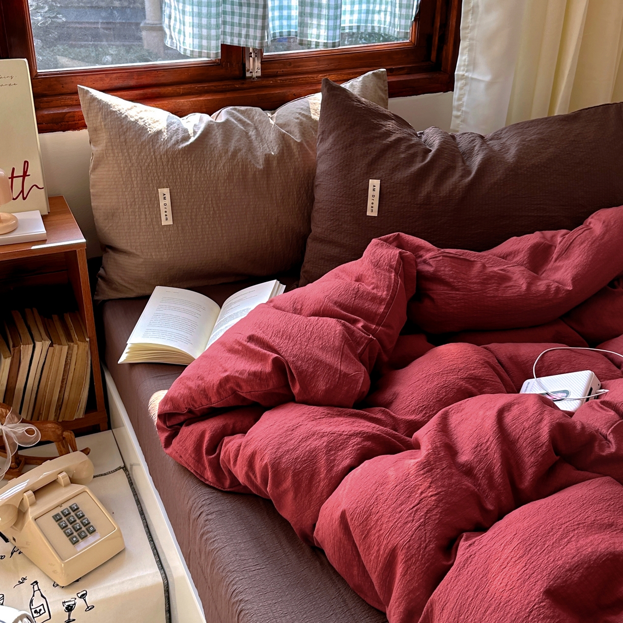 91家纺网 家纺一手货源 找家纺 阿曼达 2026新款水洗全工艺印染纯色混搭风莫兰迪色系四件套 混搭风-酒红