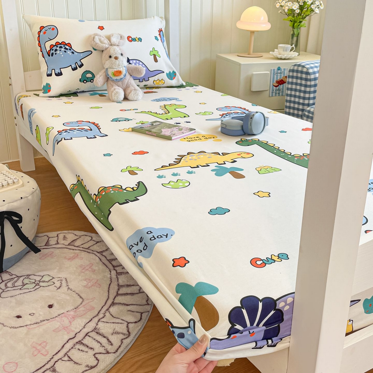 91家纺网 家纺一手货源 找家纺 寻米 2026新款春夏13070印花三件套单品系列-单床单 恐龙乐园