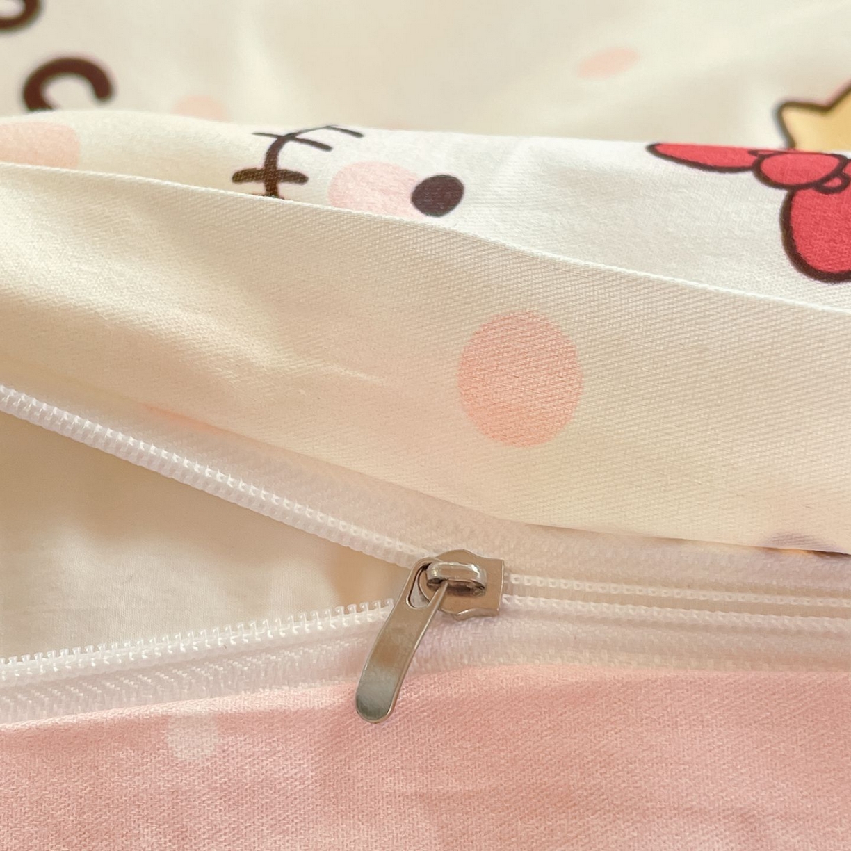 91家纺网 家纺一手货源 找家纺 寻米 2026新款春夏13070印花三件套单品系列-单床单 快乐小喵