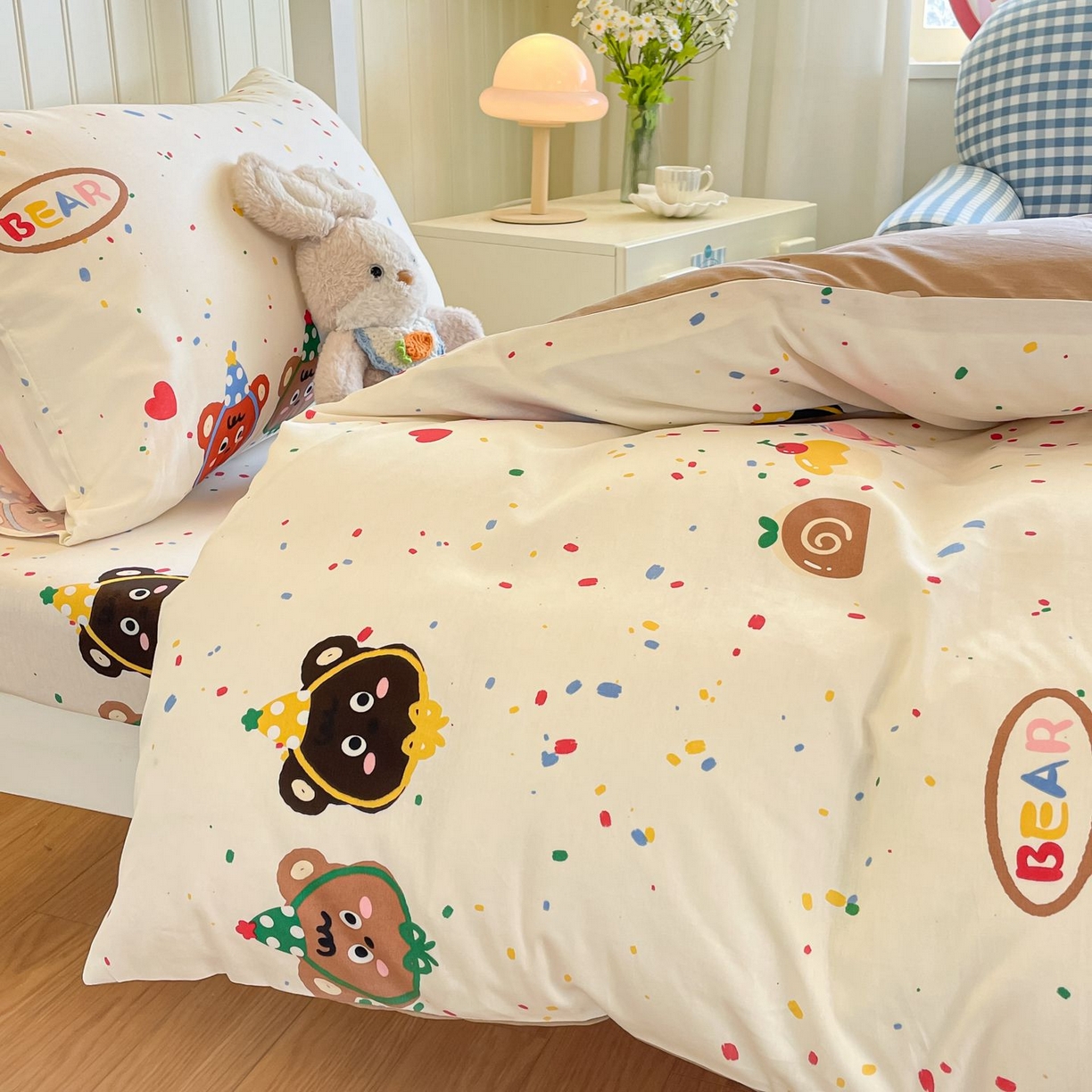 91家纺网 家纺一手货源 找家纺 寻米 2026新款春夏13070印花三件套单品系列-单床单 快乐熊仔