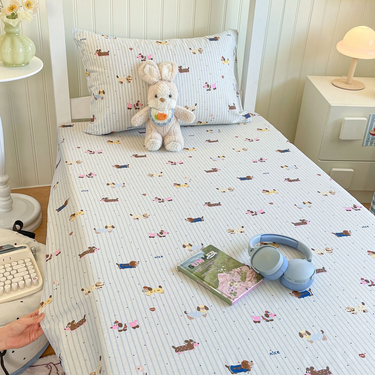 91家纺网 家纺一手货源 找家纺 寻米 2026新款春夏13070印花三件套单品系列-单床单 小狗没烦恼-蓝