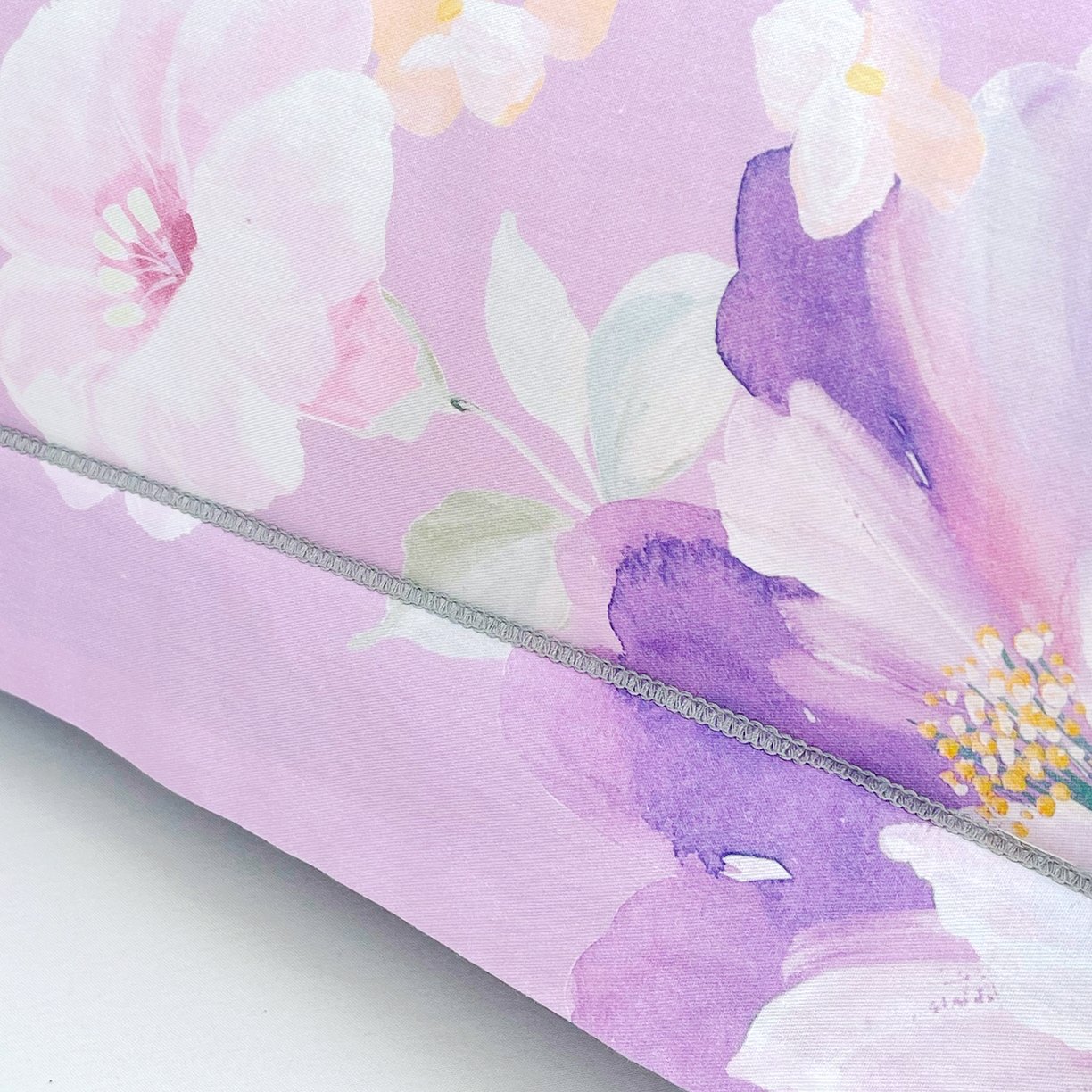 91家纺网 家纺一手货源 找家纺 焱博家纺 2026新款13376全棉纯棉大版数码印花单枕套枕套单件 甜美春日