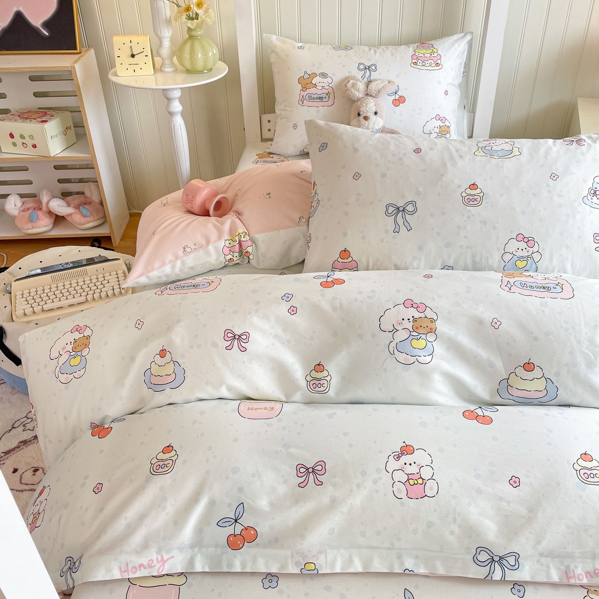 91家纺网 家纺一手货源 找家纺 寻米 2026新款春夏13070印花三件套单品系列-单床单 小熊饼干