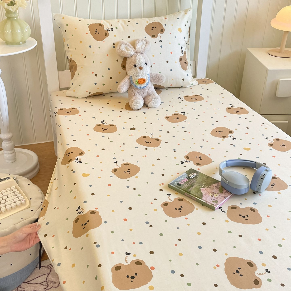 91家纺网 家纺一手货源 找家纺 寻米 2026新款春夏13070印花三件套单品系列-单床单 小熊软糖