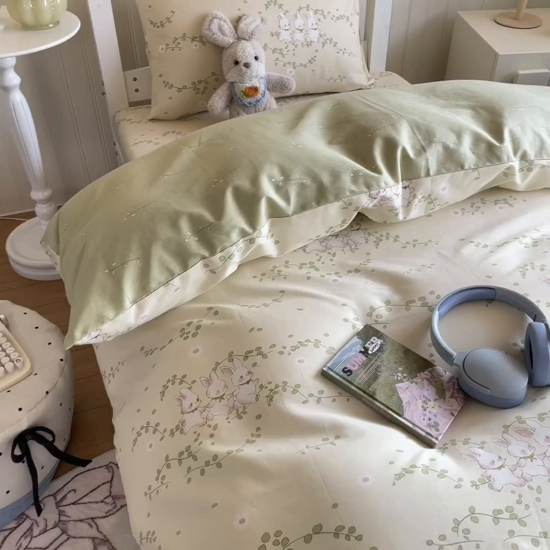 91家纺网 家纺一手货源 找家纺 寻米 2026新款春夏13070印花三件套单品系列-单床笠 花园小兔