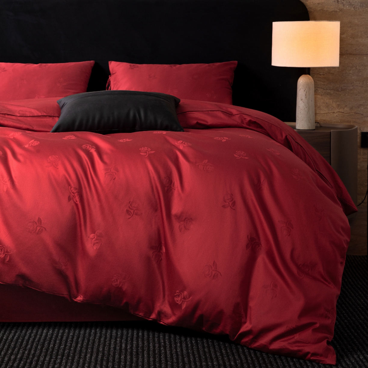 91家纺网 家纺一手货源 找家纺 极简 2026新款秋冬款100S长绒棉精美提花系列四件套-场景二（标准会员-10 床笠立高28 控价小号258标准298加大328） 玫瑰花影