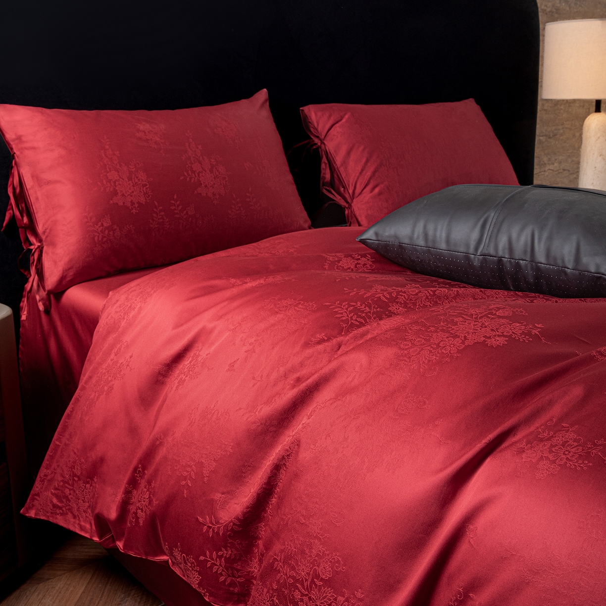 91家纺网 家纺一手货源 找家纺 （总）极简 2026新款秋冬款100S长绒棉精美提花系列四件套-场景二（标准会员-10 床笠立高28 控价小号258标准298加大328）