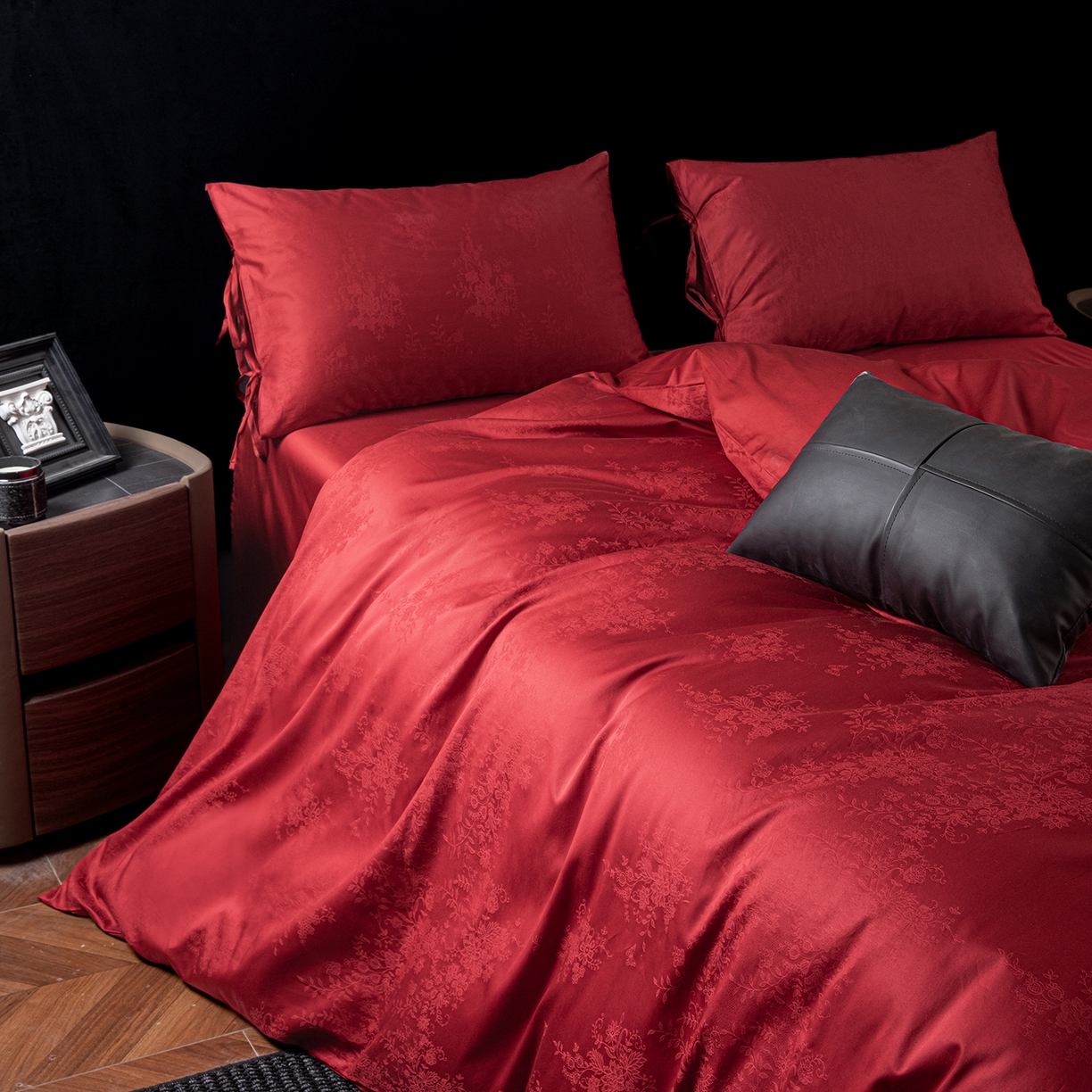 91家纺网 家纺一手货源 找家纺 （总）极简 2026新款秋冬款100S长绒棉精美提花系列四件套-场景二（标准会员-10 床笠立高28 控价小号258标准298加大328）