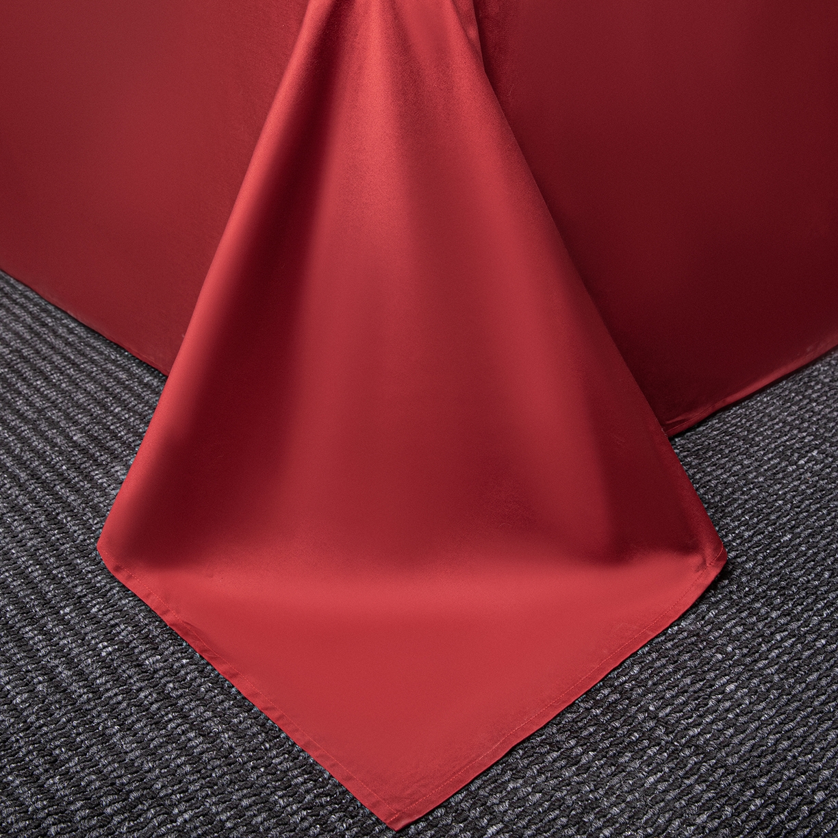 91家纺网 家纺一手货源 找家纺 极简 2026新款秋冬款100S长绒棉精美提花系列四件套-场景二（标准会员-10 床笠立高28 控价小号258标准298加大328） 红薇绣梦