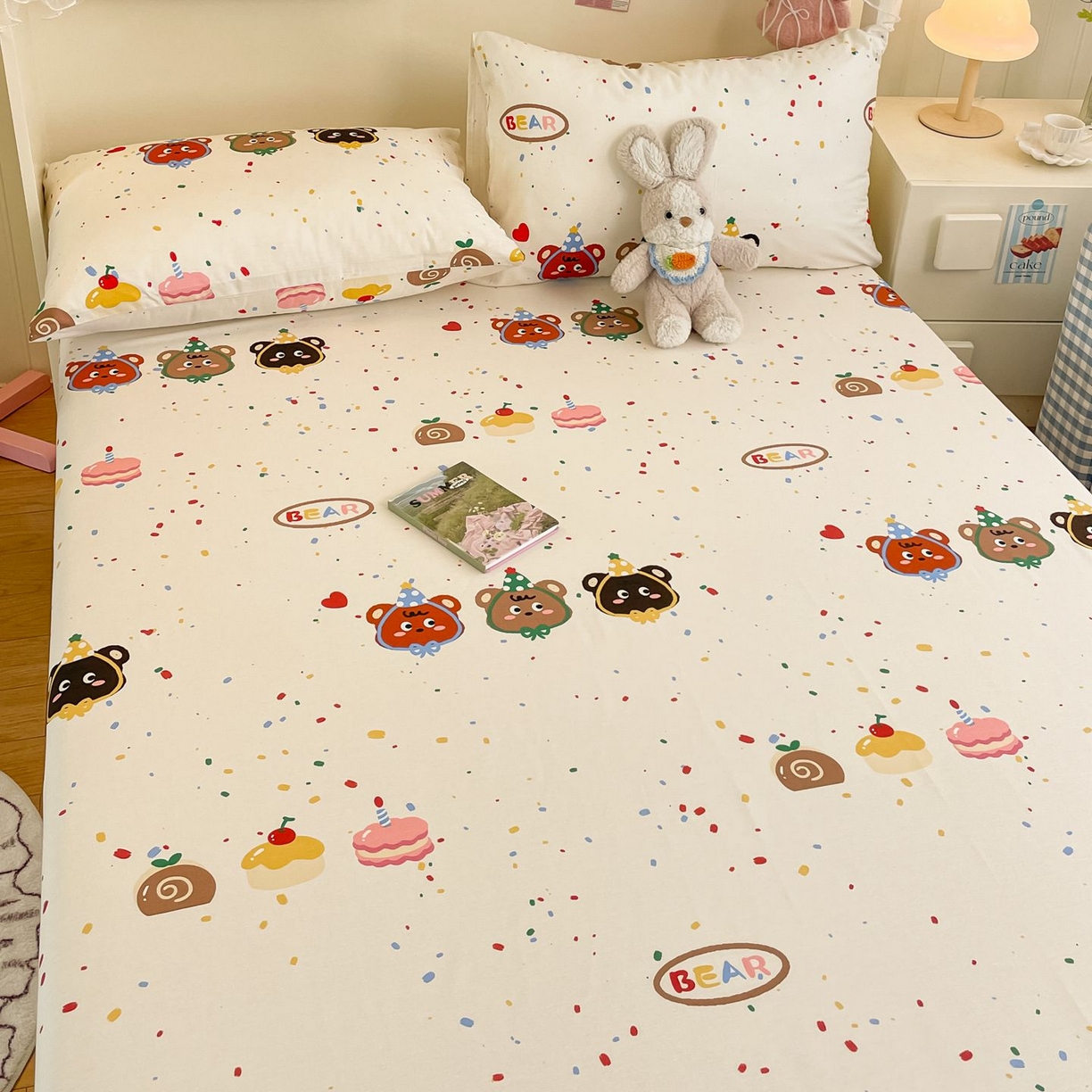 91家纺网 家纺一手货源 找家纺 寻米 2026新款春夏全棉13070印花四件套单品系列-单床笠 快乐熊仔