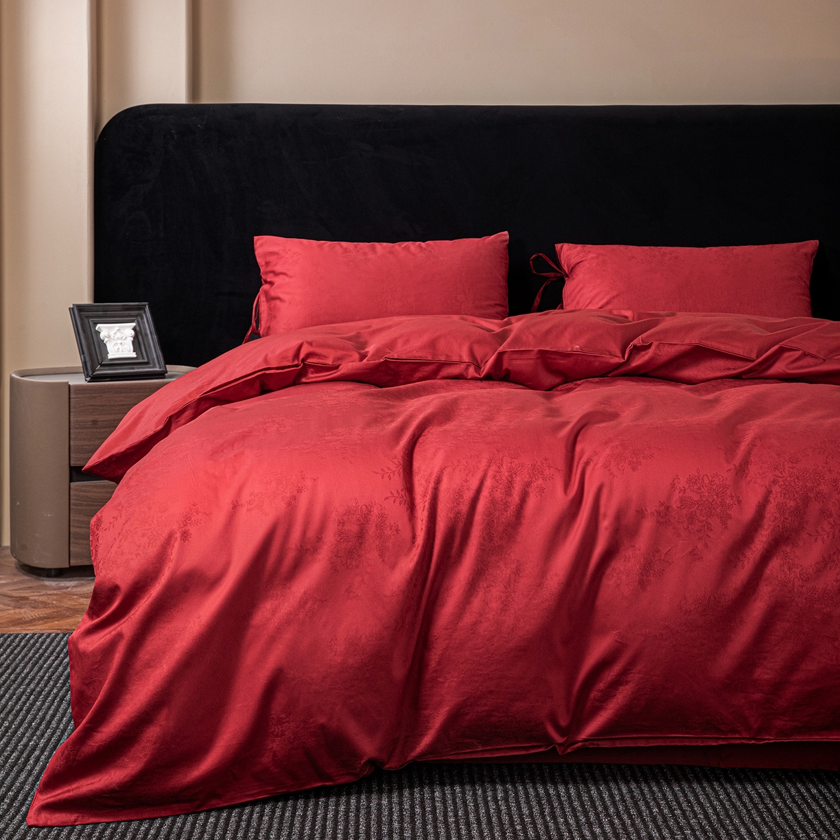 91家纺网 家纺一手货源 找家纺 （总）极简 2026新款秋冬款100S长绒棉精美提花系列四件套-场景二（标准会员-10 床笠立高28 控价小号258标准298加大328）