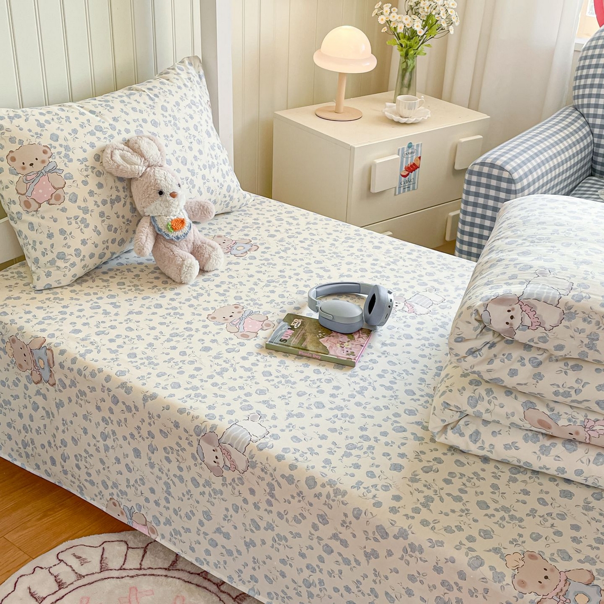 91家纺网 家纺一手货源 找家纺 寻米 2026新款春夏13070印花三件套单品系列-单床笠 甜梦小熊