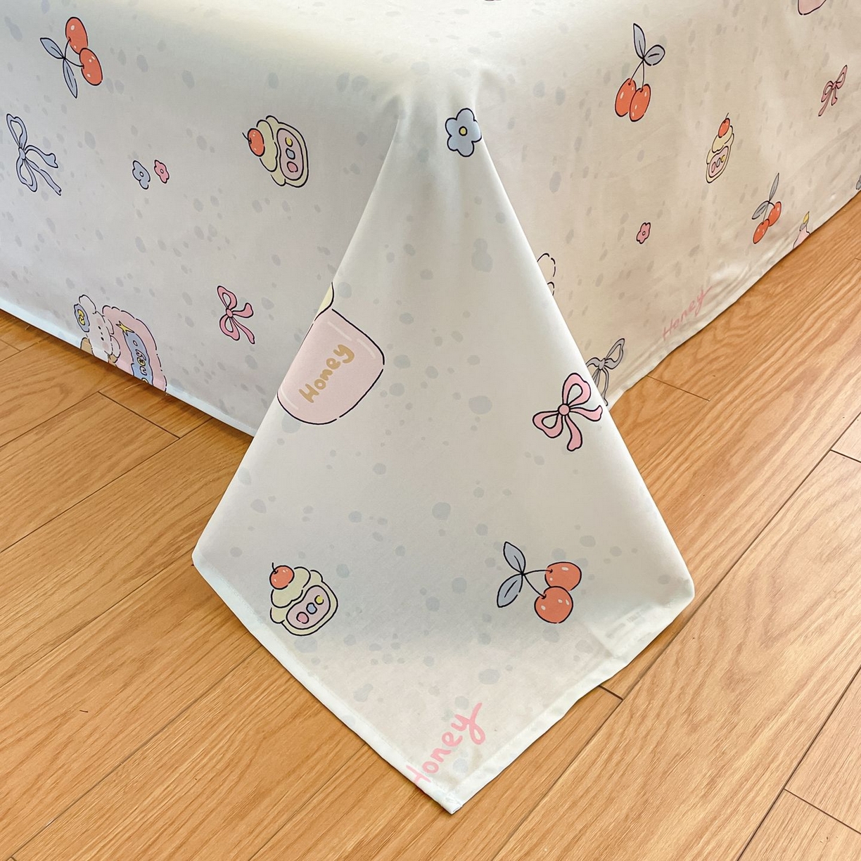 91家纺网 家纺一手货源 找家纺 寻米 2026新款春夏全棉13070印花四件套单品系列-单床笠 小熊饼干