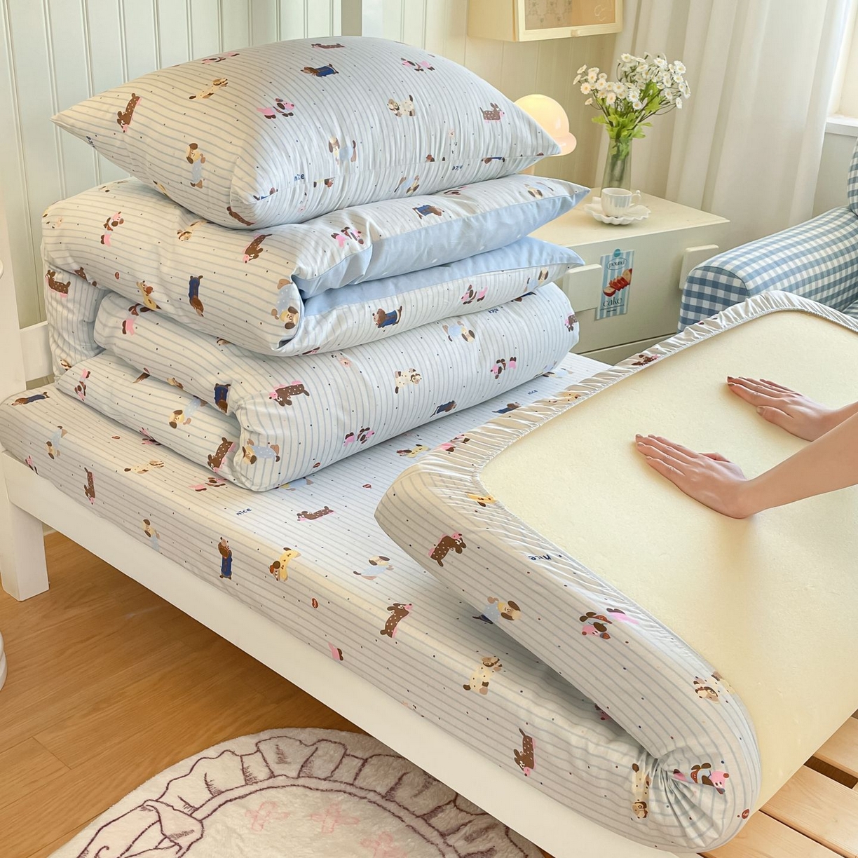 91家纺网 家纺一手货源 找家纺 寻米 2026新款春夏13070印花三件套单品系列-单床笠 小狗没烦恼-蓝