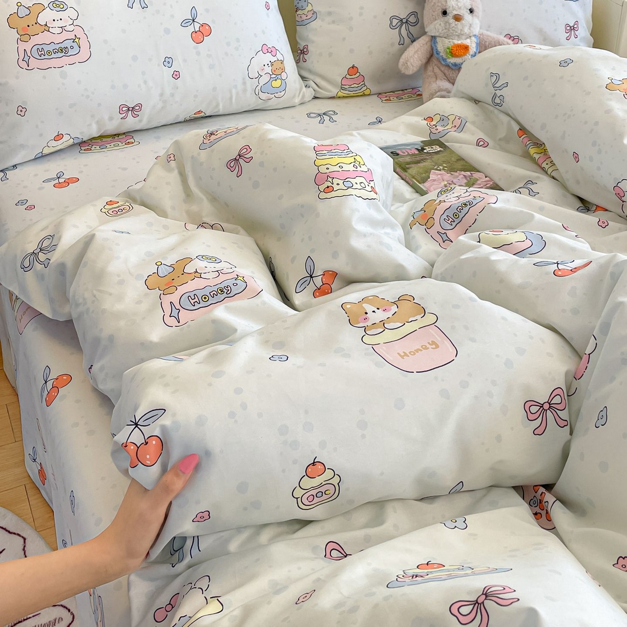 91家纺网 家纺一手货源 找家纺 寻米 2026新款春夏全棉13070印花四件套单品系列-单床笠 小熊饼干