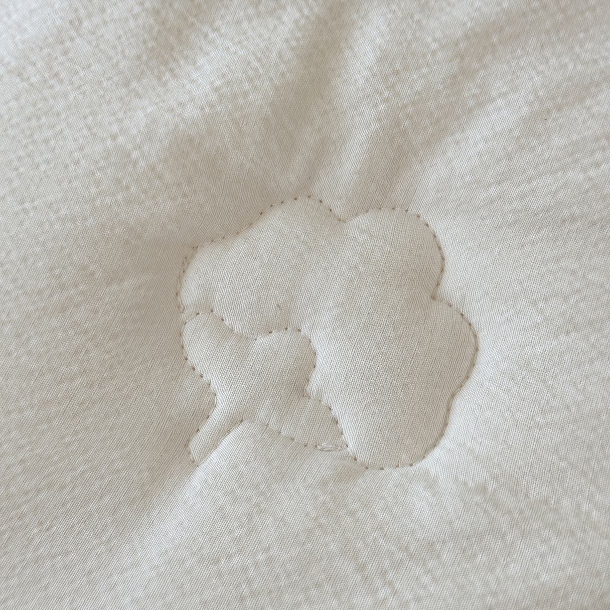 91家纺网 家纺一手货源 找家纺 好尚居 2026新款纯色斜标木棉混合棉花被被子被芯 斜标-白