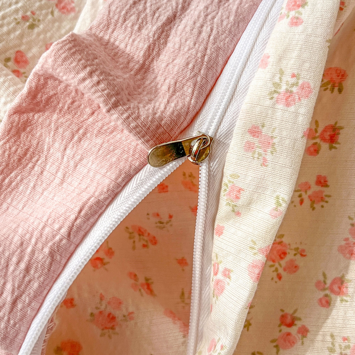 91家纺网 家纺一手货源 找家纺 美梦家纺 2026春夏新款云感皱皱纱床盖四件套 芭比兔