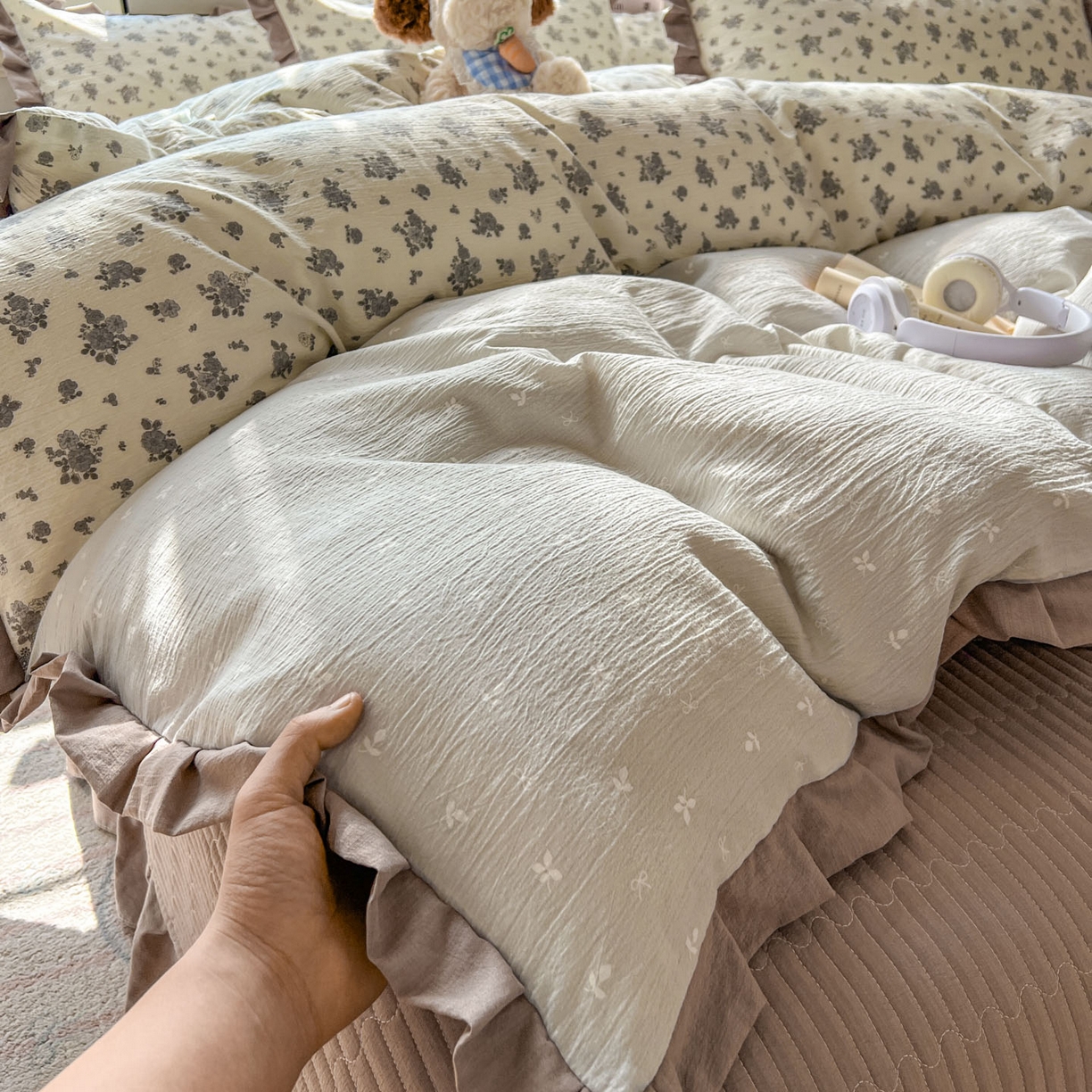 91家纺网 家纺一手货源 找家纺 美梦家纺 2026春夏新款云感皱皱纱床盖四件套 椿庭序