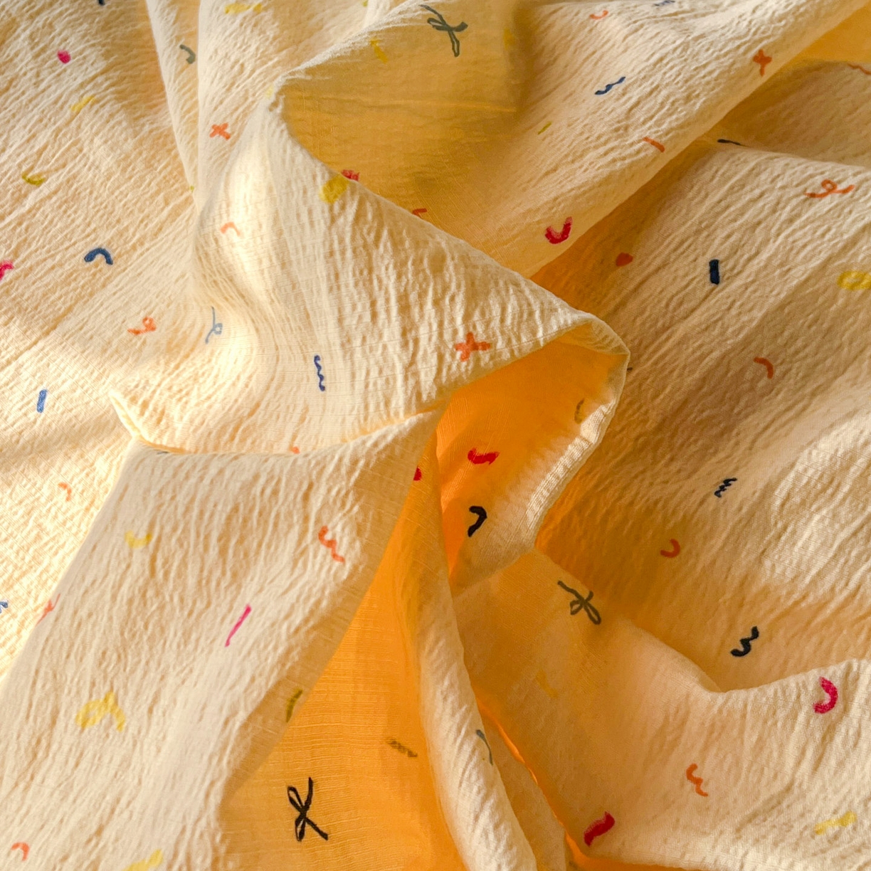 91家纺网 家纺一手货源 找家纺 美梦家纺 2026春夏新款云感皱皱纱床盖四件套 蜡笔画