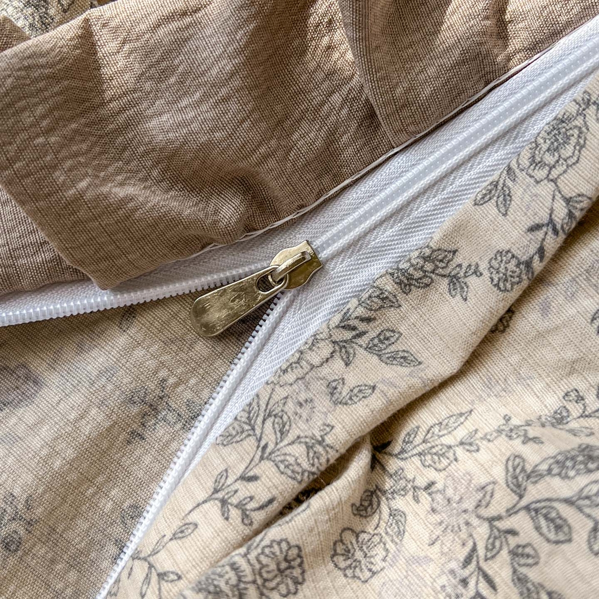 91家纺网 家纺一手货源 找家纺 美梦家纺 2026春夏新款云感皱皱纱床盖四件套 竹歆花语