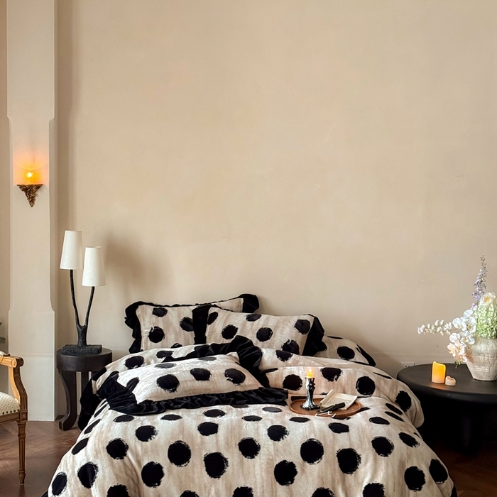 91家纺网 家纺一手货源 找家纺 （总）婳庭家居 2025新款雪貂绒牛奶绒花边款四件套